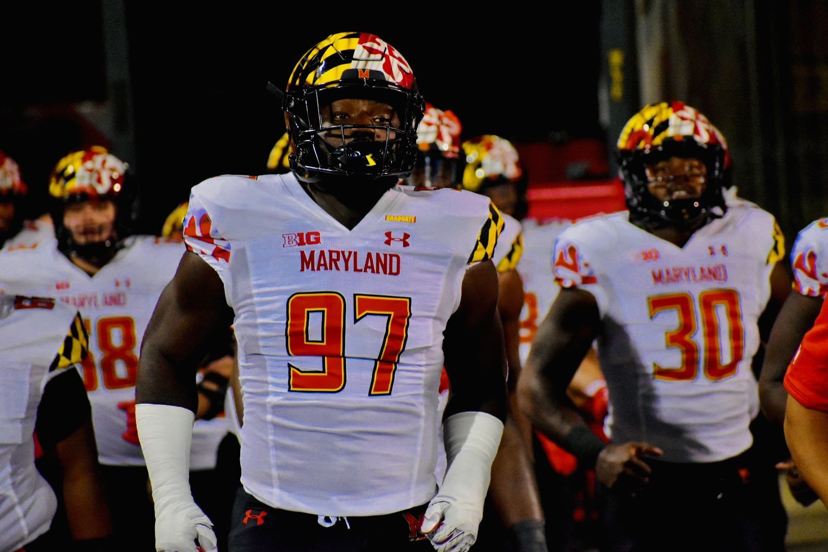 PHOTOS: Illinois warms up against Maryland